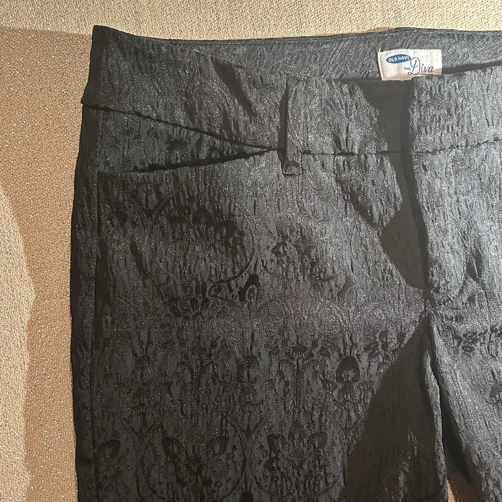 Old Navy “The Diva” black jacquard ankle pants, size 6 - Picture 3 of 12